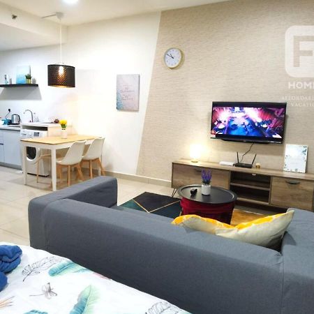 Netflix Wifi Trefoil Homestay Setia Alam Sacc Homestay Fe Shah Alam Dış mekan fotoğraf