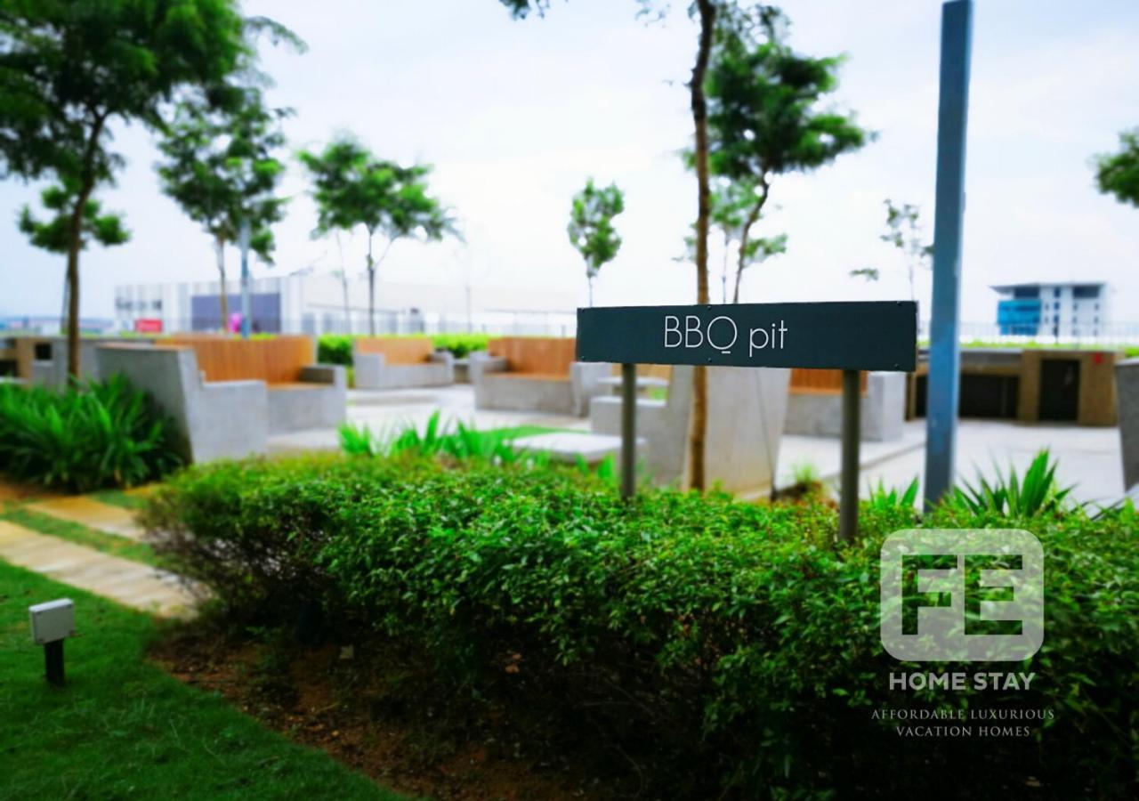 Netflix Wifi Trefoil Homestay Setia Alam Sacc Homestay Fe Shah Alam Dış mekan fotoğraf